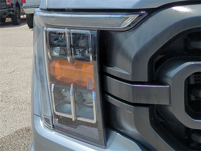 2022 Ford F-150 XLT photo 9