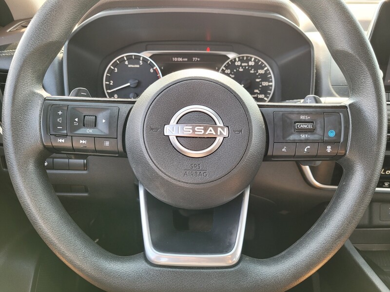 2023 Nissan Rogue SV photo 22