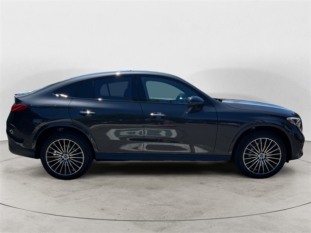 2025 Mercedes Benz GLC 300 4MATIC photo 6