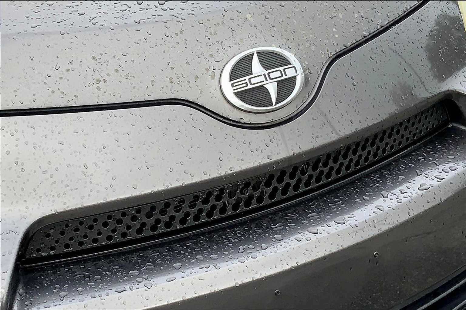 2010 Scion xD photo 23
