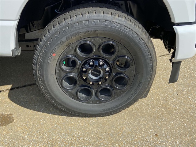 2026 Ford F-350 photo 6