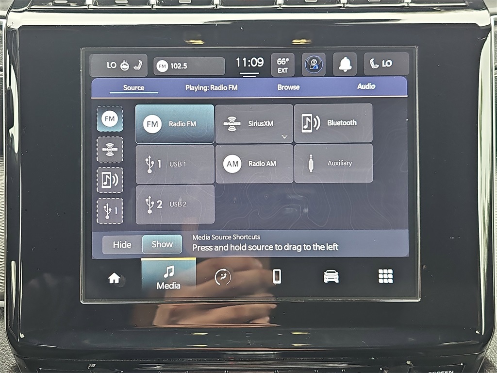 2024 Jeep Grand Cherokee Altitude photo 23