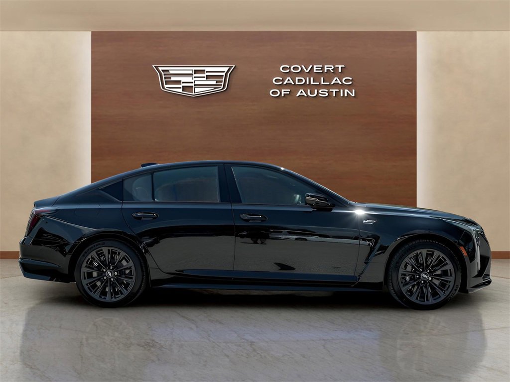 2025 Cadillac CT5 V photo 6