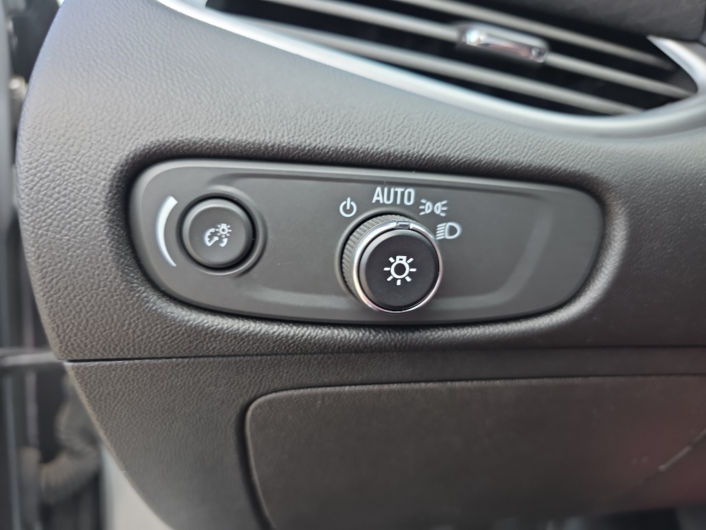 2023 Chevrolet Malibu 1LT photo 27
