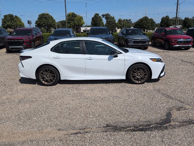 2024 Toyota Camry SE photo 5