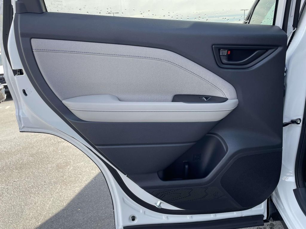 2026 Subaru Forester Premium Base photo 2