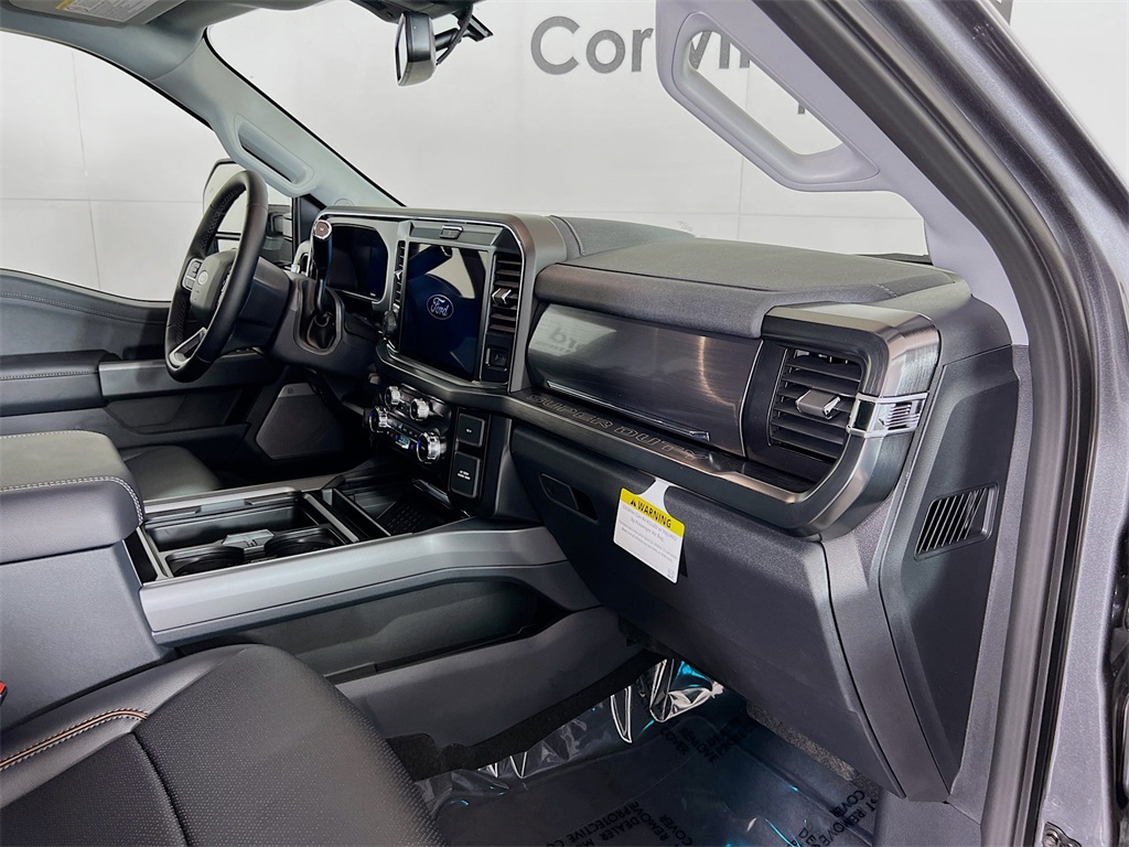 2026 Ford F-250 photo 31