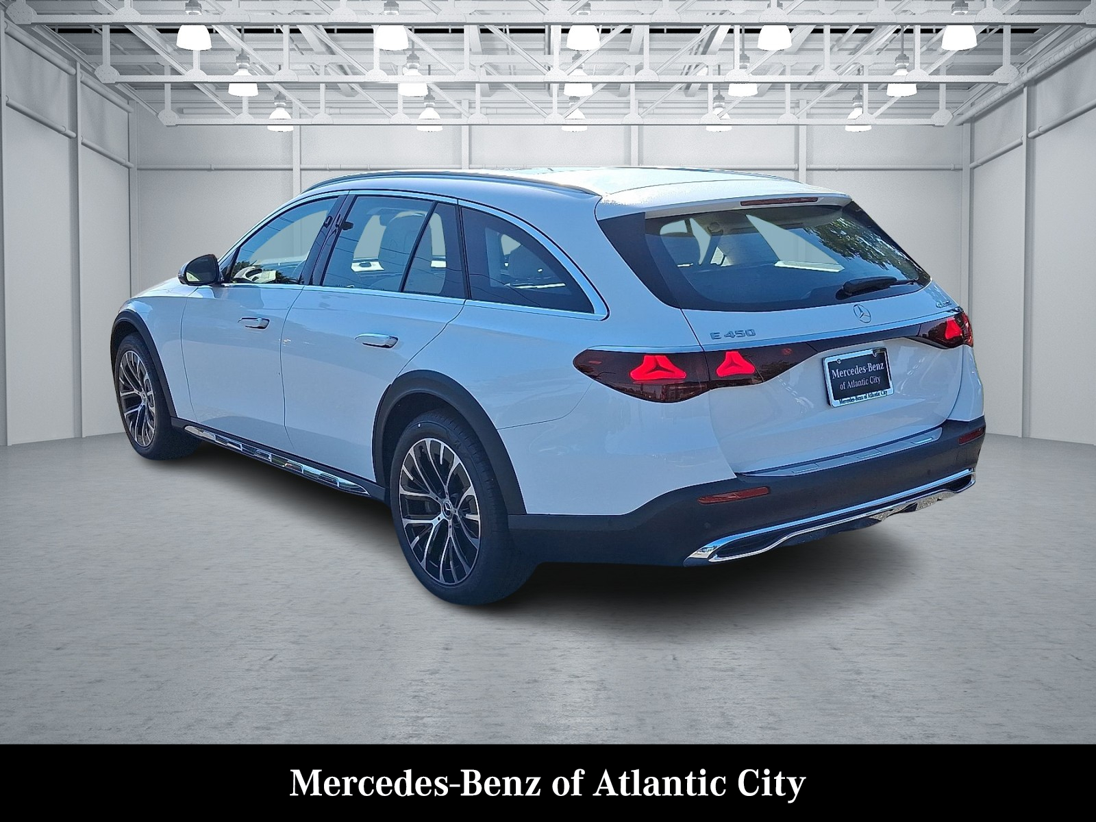 2025 Mercedes Benz E 450 4MATIC All-Terrain photo 3