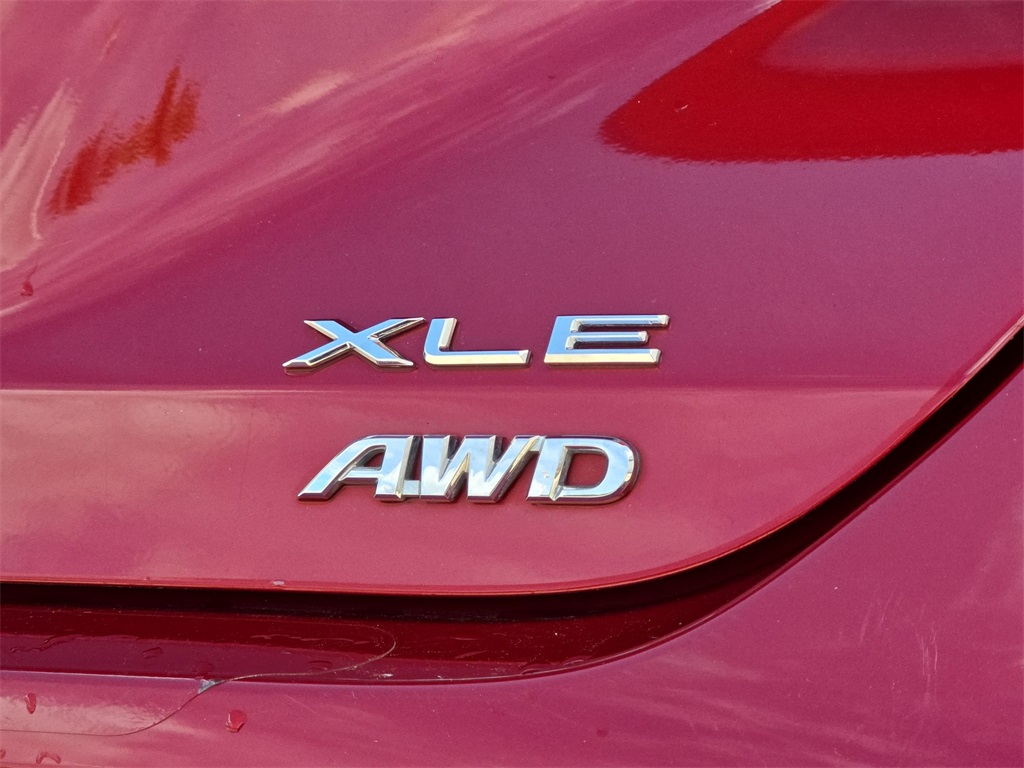 2021 Toyota Avalon XLE photo 31