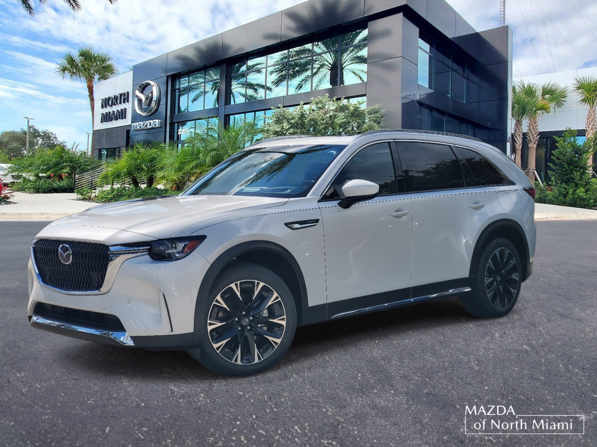 2025 Mazda CX-90 S Premium photo 2