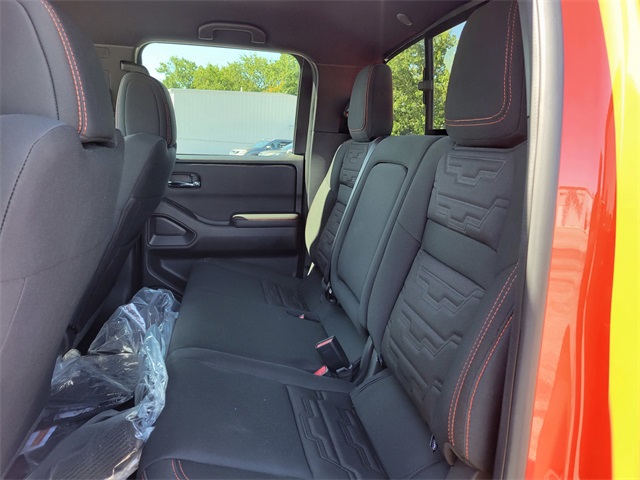 2025 Nissan Frontier PRO-4X photo 15