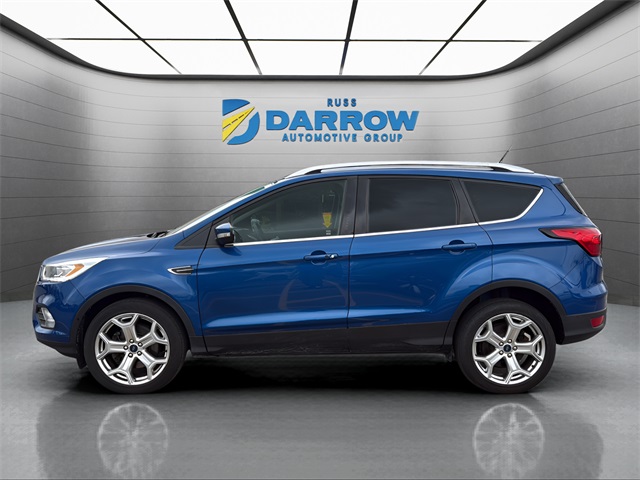 2019 Ford Escape Titanium photo 2