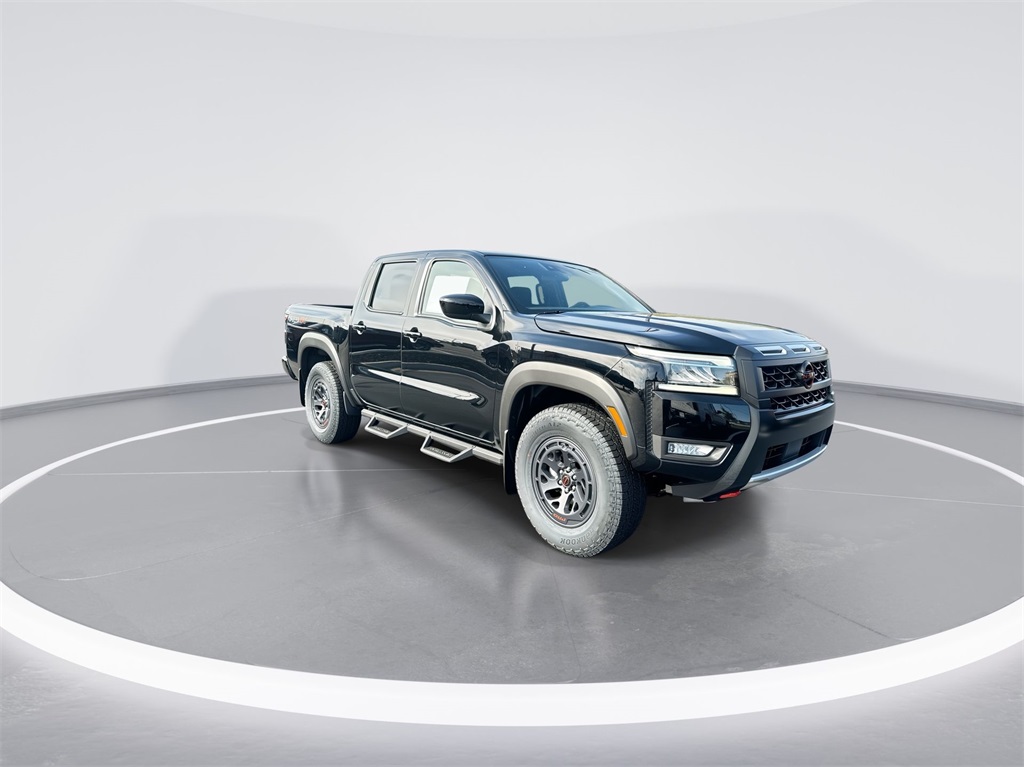 2025 Nissan Frontier PRO-4X photo 2