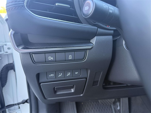 2025 Mazda Mazda3 2.5 s Preferred photo 7