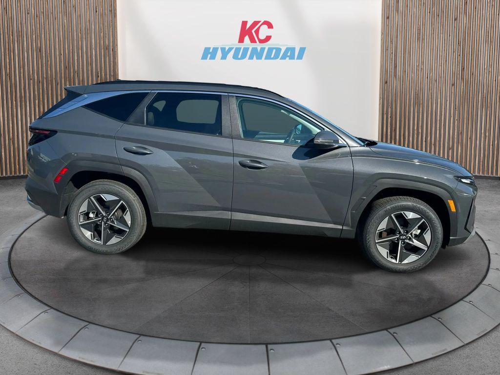2025 Hyundai Tucson SEL Convenience photo 2