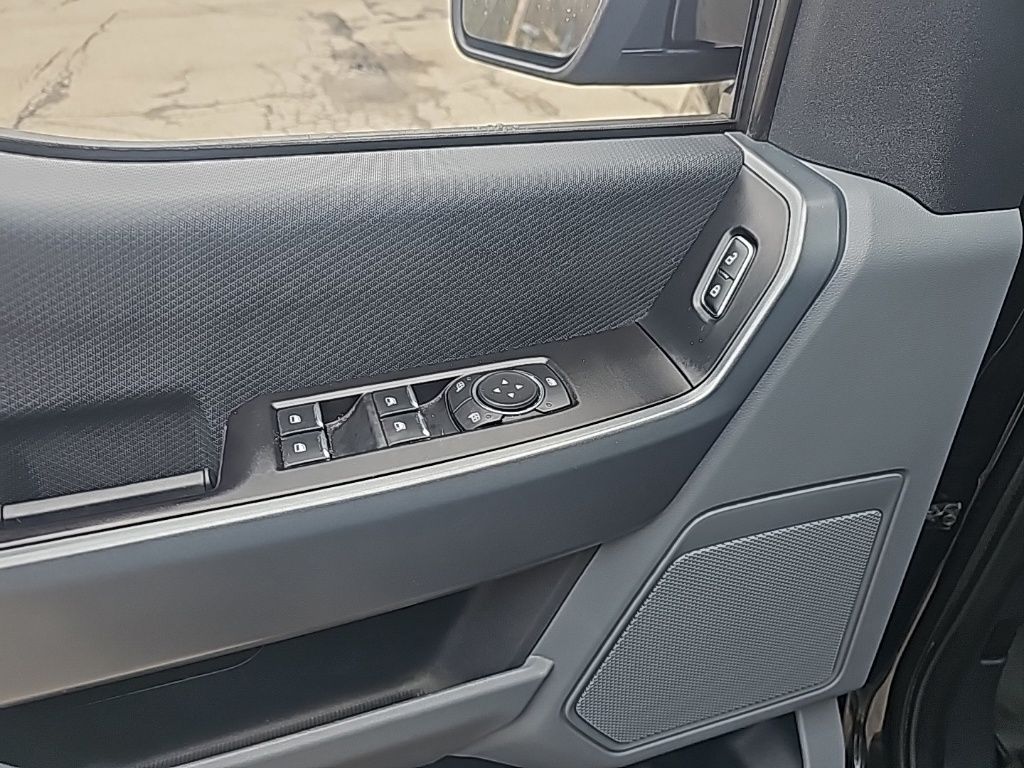 2022 Ford F-150 XLT photo 15