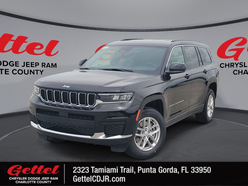 2025 Jeep Grand Cherokee L Laredo's photo