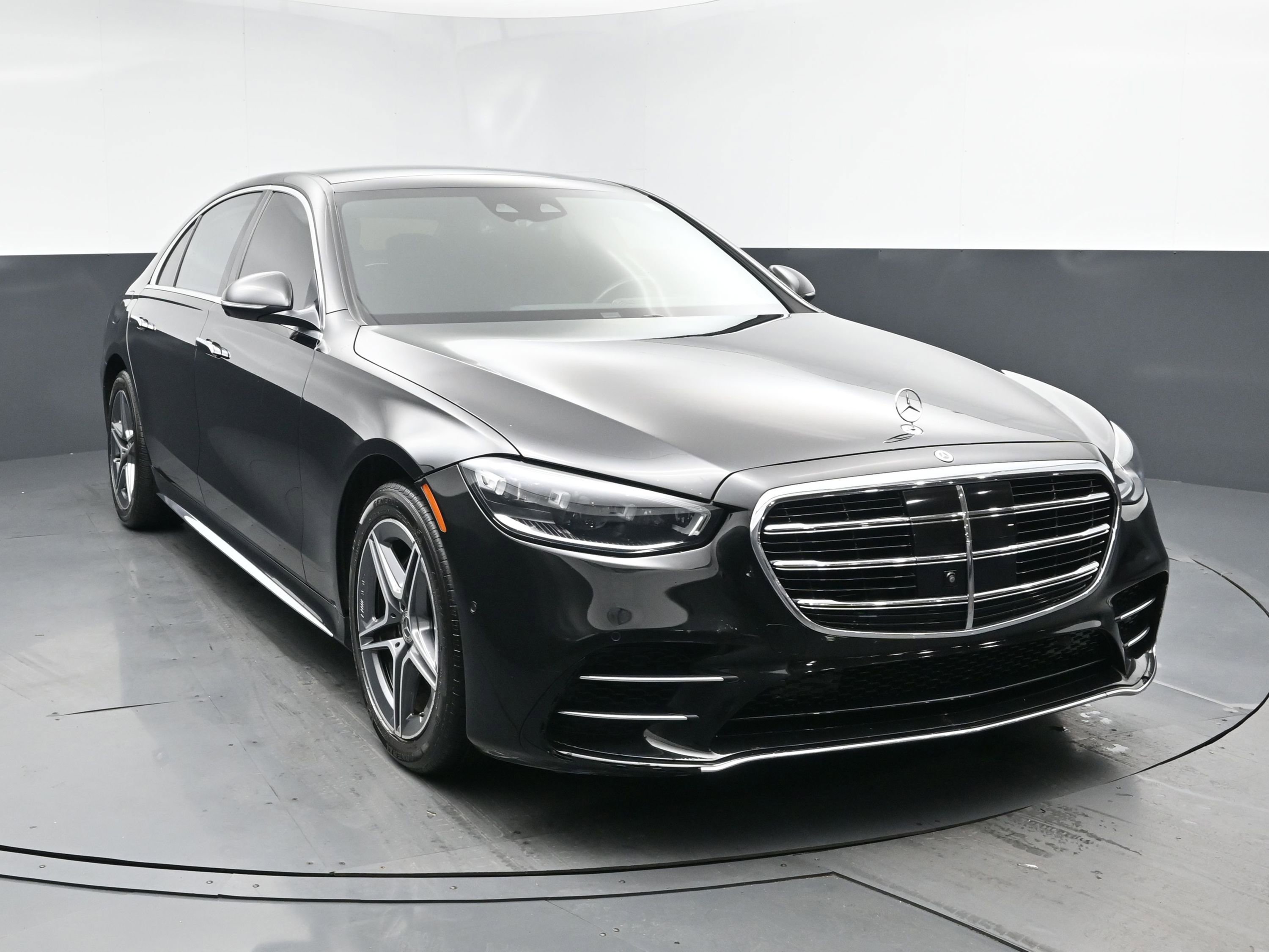 2021 Mercedes Benz S 580 4MATIC photo 2