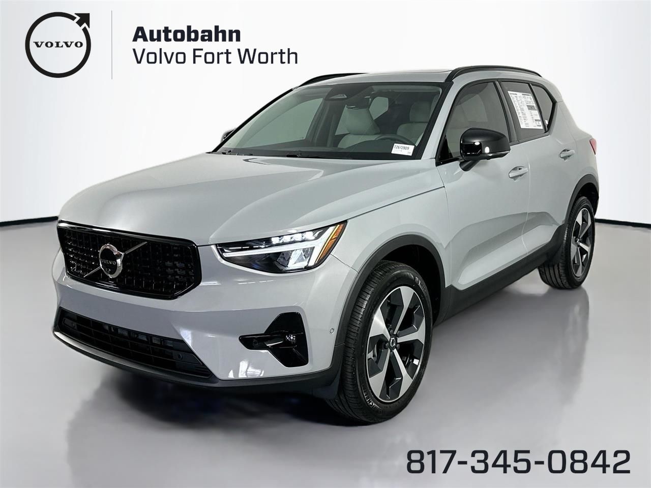 2026 Volvo XC40 Plus's photo