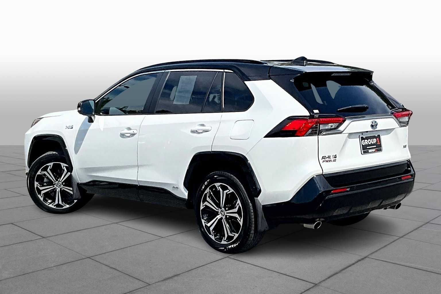 2024 Toyota RAV4 Prime XSE Premium photo 10