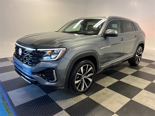 2025 Volkswagen Atlas Cross Sport SEL Premium R-Line photo 2