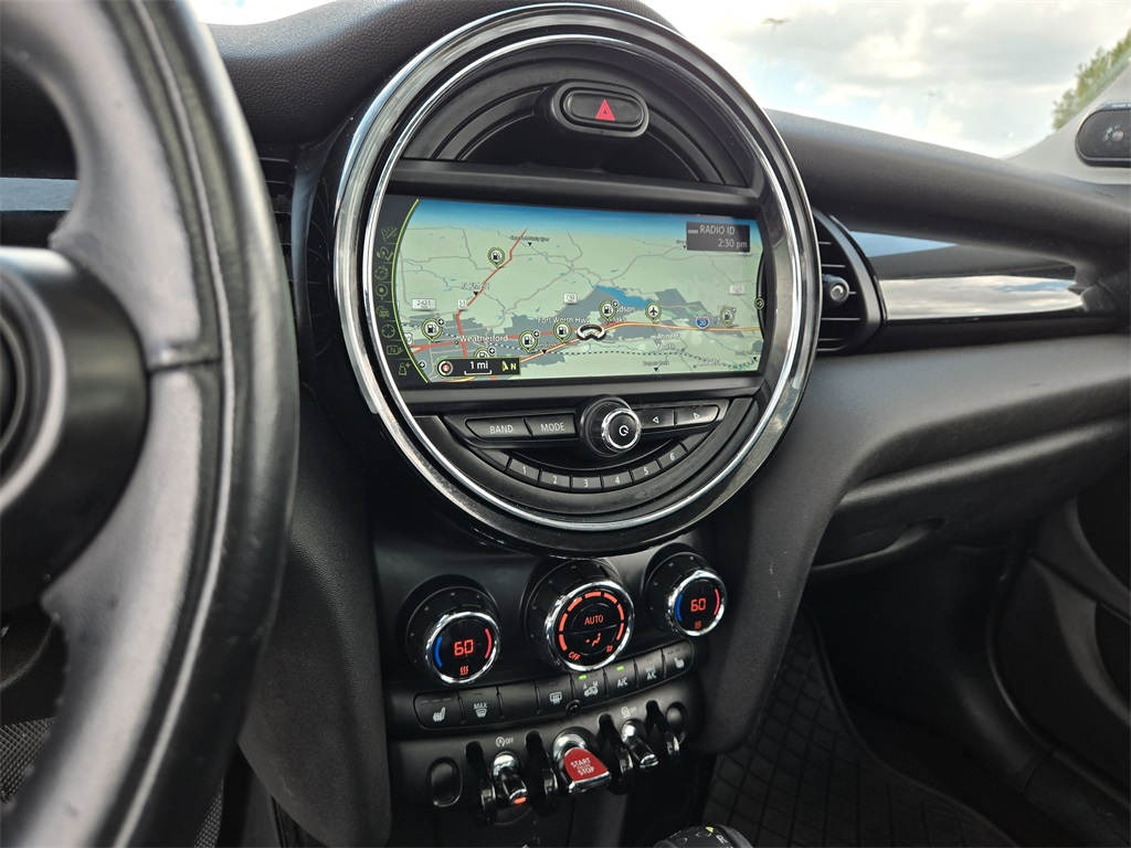 2017 Mini Cooper Hardtop S photo 17