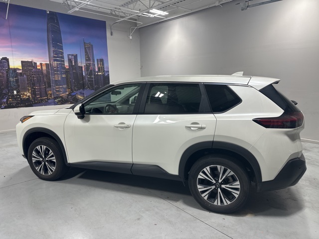 2023 Nissan Rogue SV photo 4