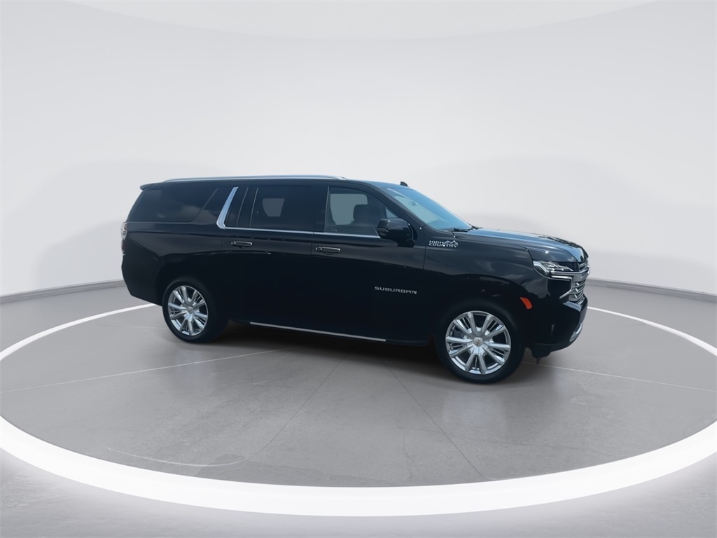 2024 Chevrolet Suburban High Country photo 2