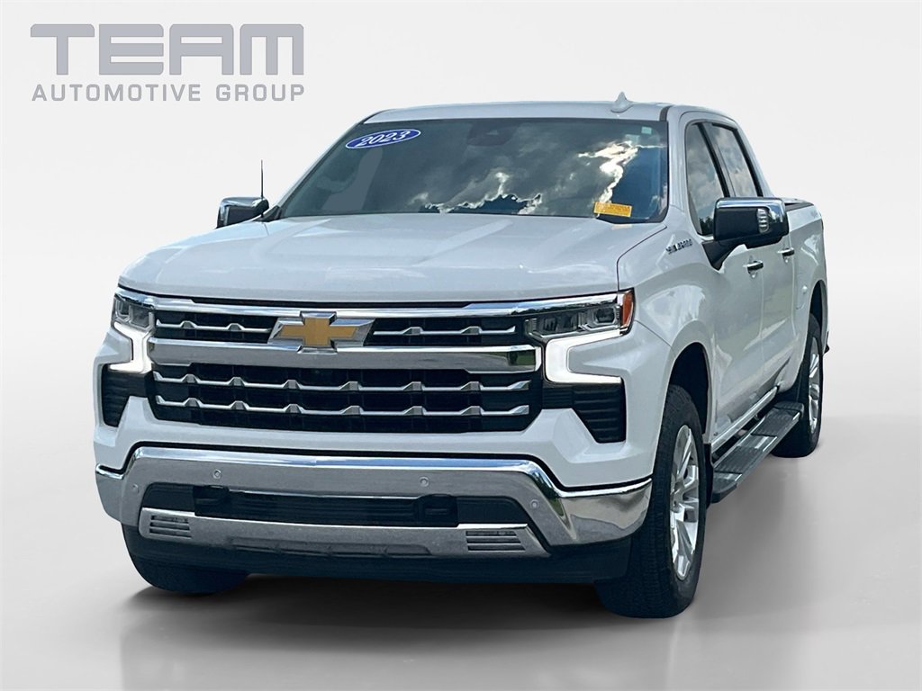 2023 Chevrolet Silverado 1500 LTZ photo 3
