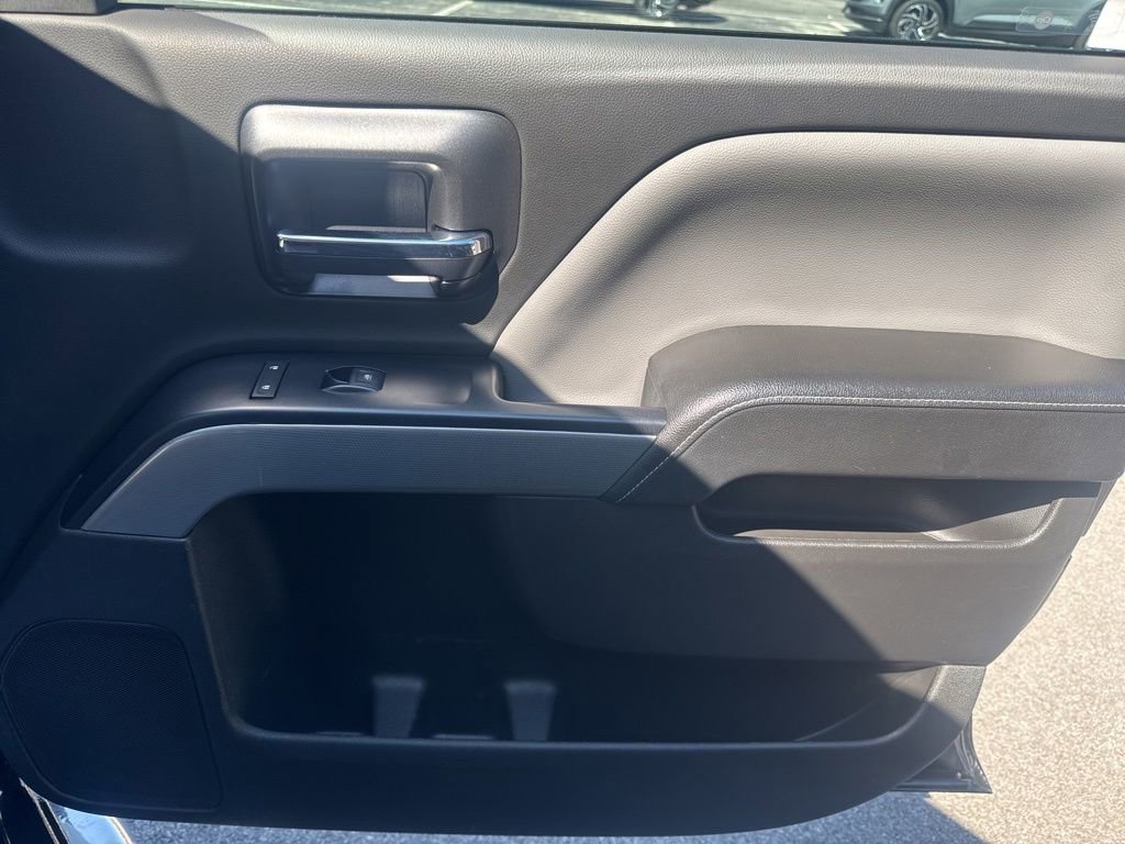 2018 Chevrolet Silverado 1500 LT photo 27