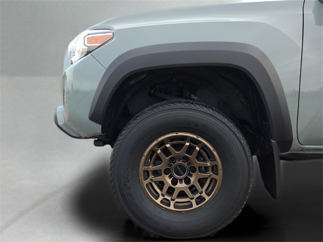 2023 Toyota Tacoma Trail Edition photo 31