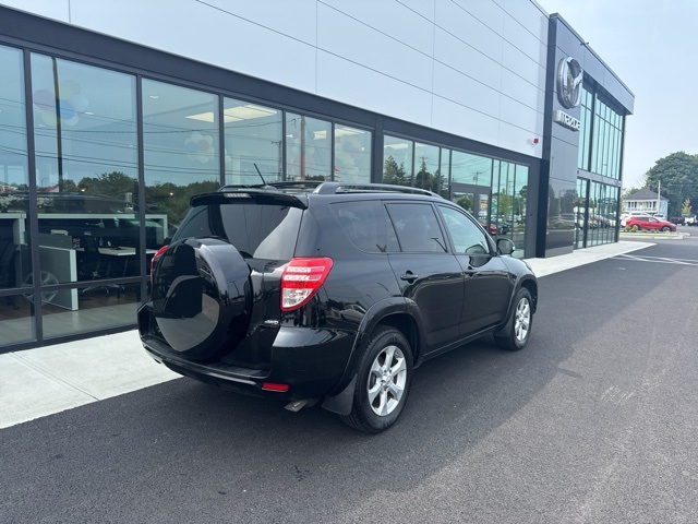 2011 Toyota RAV4 Limited photo 3