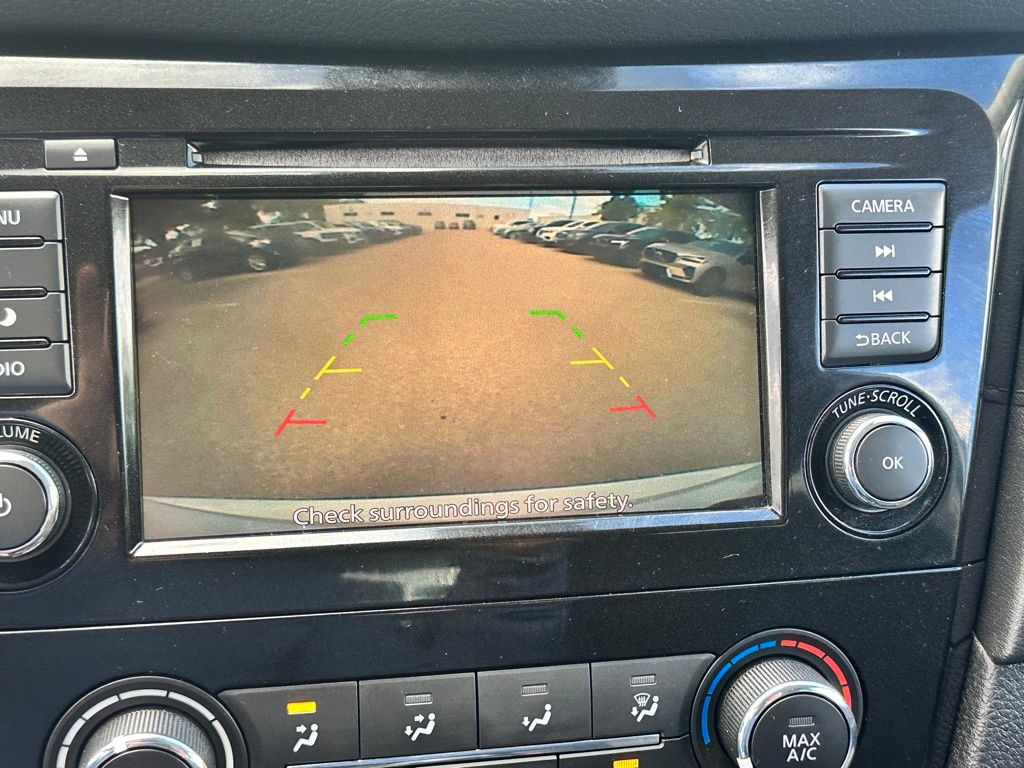 2019 Nissan Rogue S AWD photo 13