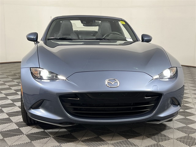 2017 Mazda MX-5 Miata RF Miata Grand Touring photo 3