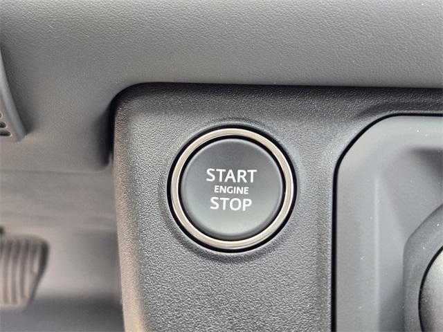 2025 Land Rover Defender 110 X-Dynamic SE photo 15