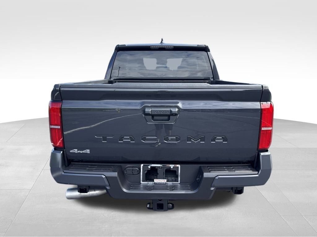 2025 Toyota Tacoma SR5 4x4 Double Cab photo 4