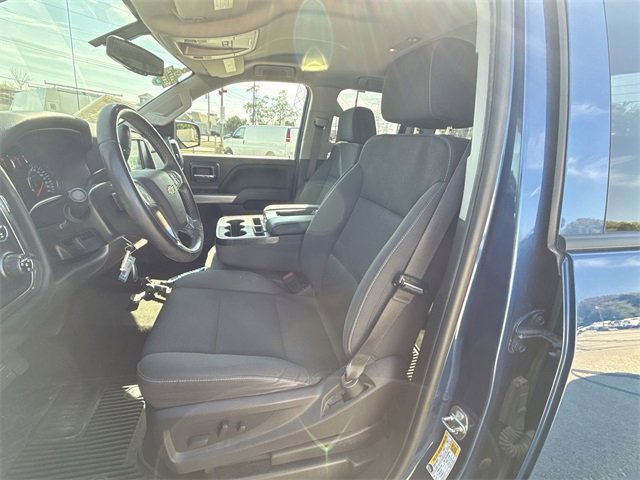 2017 Chevrolet Silverado 1500 LT photo 9