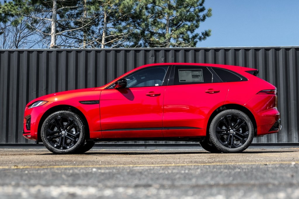 2025 Jaguar F-PACE P400 R-Dynamic S photo 3