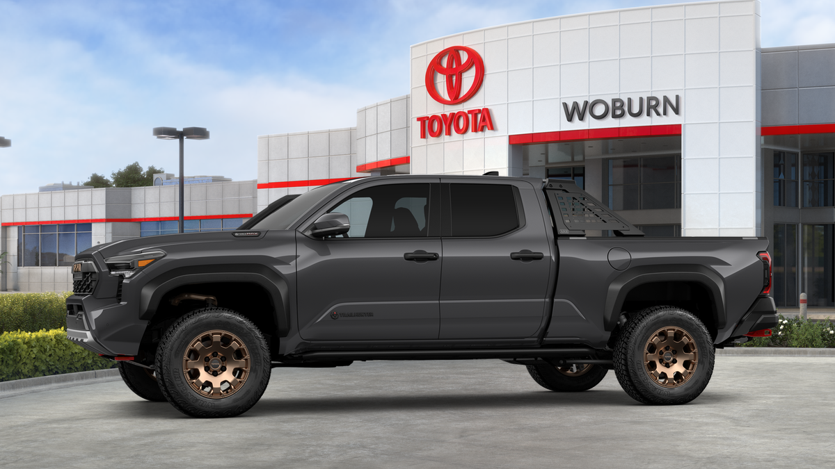 2025 Toyota Tacoma Trailhunter Double Cab photo 3