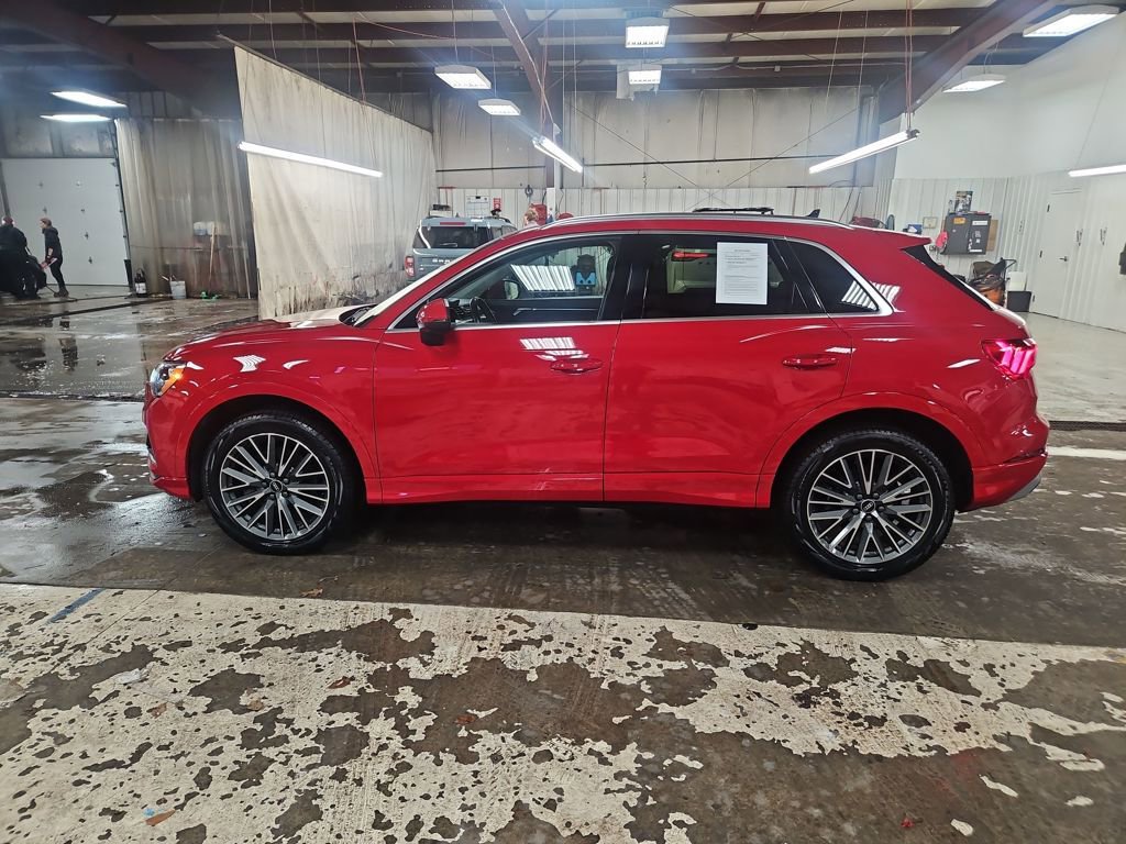 2022 Audi Q3 Premium photo 2