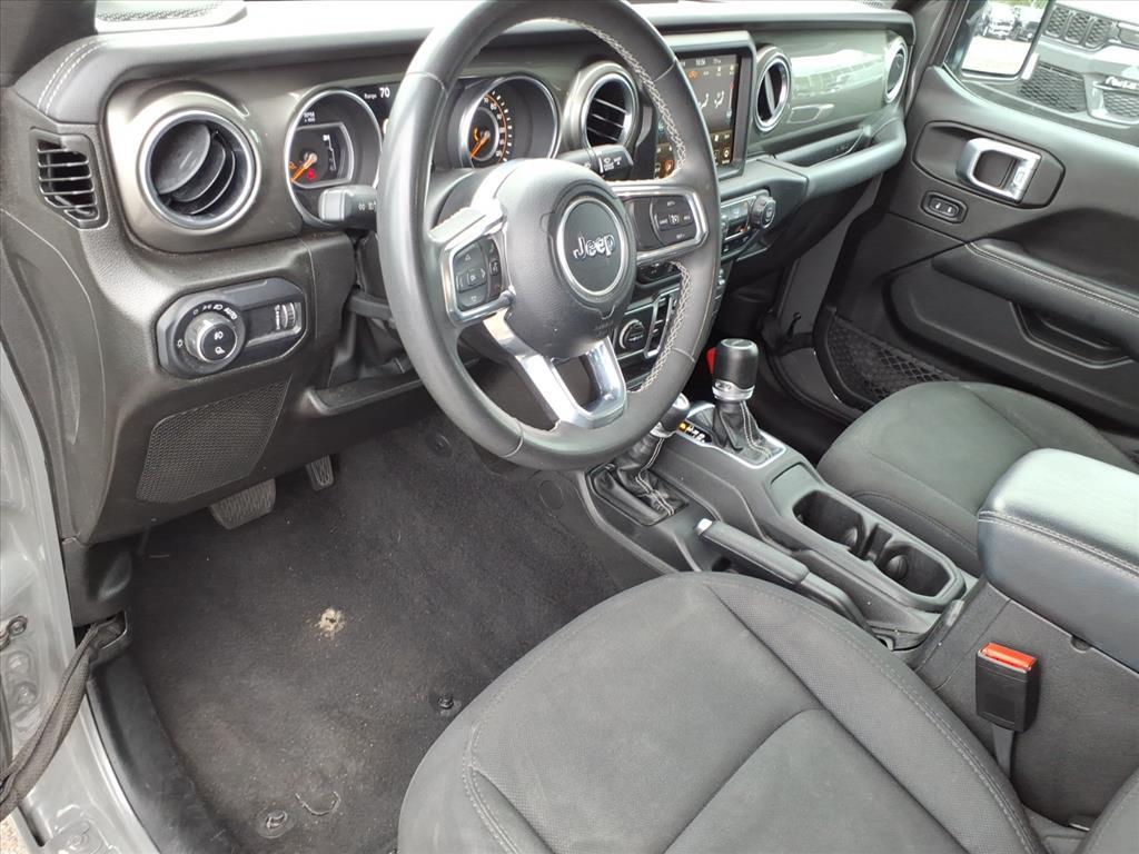 2023 Jeep Gladiator Overland photo 12