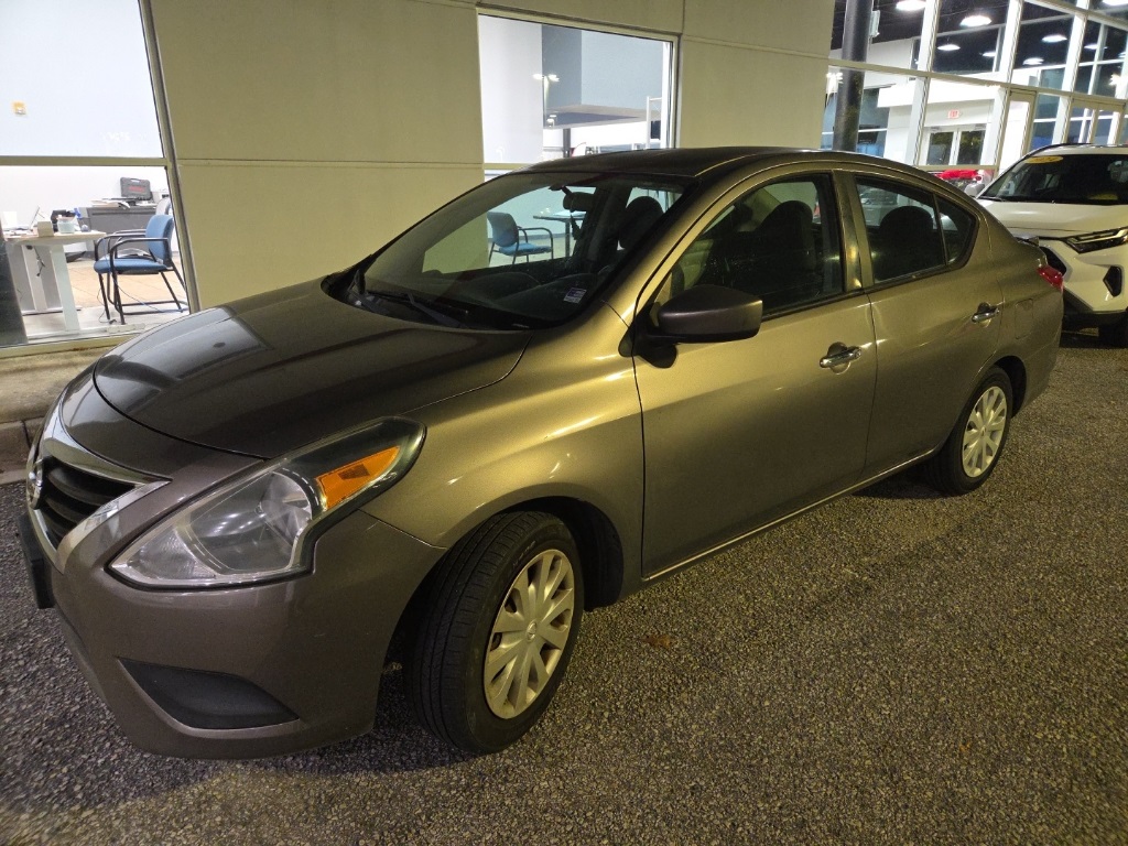 2015 Nissan Versa Sedan SV