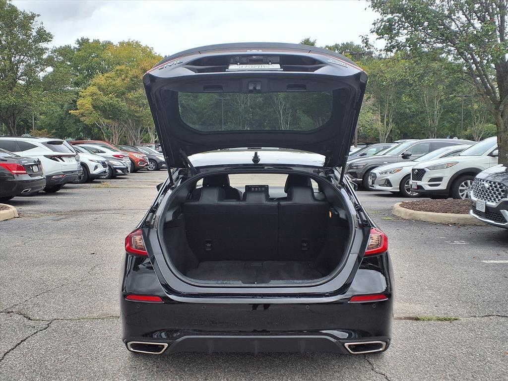 2022 Honda Civic Hatchback Sport Touring photo 6
