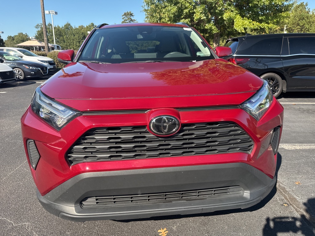 2023 Toyota RAV4 XLE photo 7