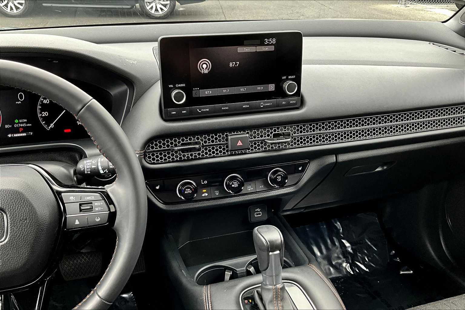 2024 Honda HR-V Sport photo 3