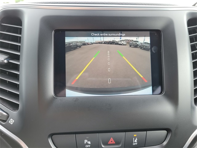 2021 Jeep Cherokee Latitude Lux photo 29