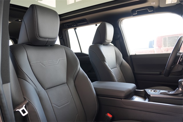 2025 Lexus GX 550 Luxury photo 13