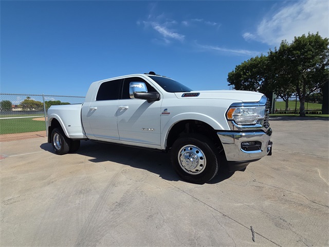 2024 Ram 3500 Laramie Longhorn photo 25