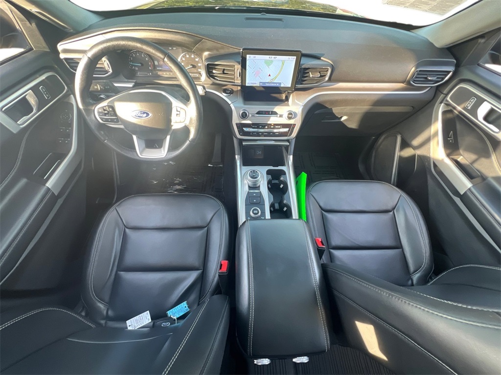 2022 Ford Explorer XLT photo 7
