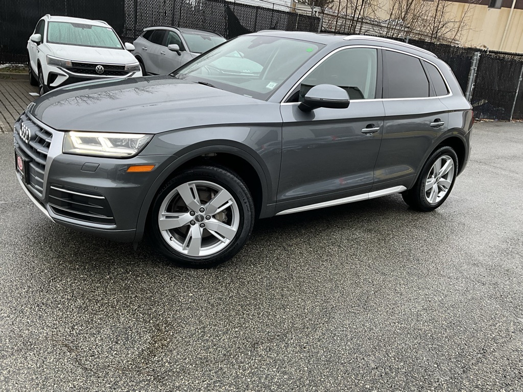 2019 Audi Q5 Premium Plus's photo